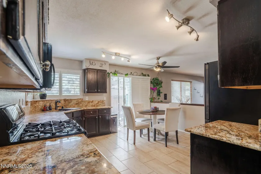 4860 Canyon Run, Sparks, Nevada 89436, 4 Bedrooms Bedrooms, ,3 BathroomsBathrooms,Residential,Residential,Canyon Run,0,260008364