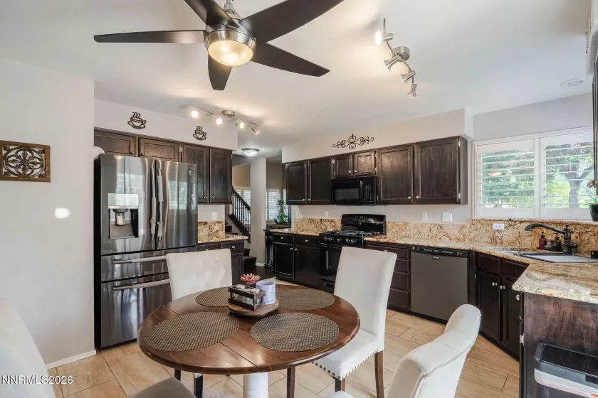 4860 Canyon Run, Sparks, Nevada 89436, 4 Bedrooms Bedrooms, ,3 BathroomsBathrooms,Residential,Residential,Canyon Run,0,260008364