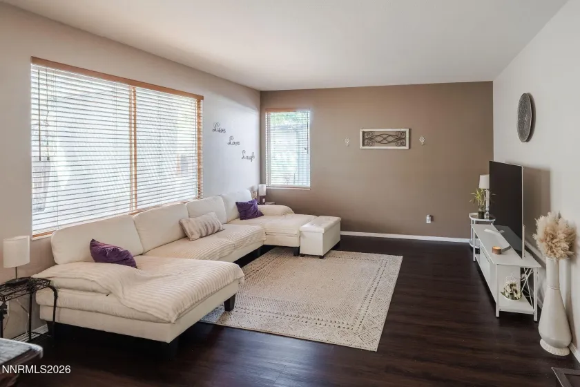 4860 Canyon Run, Sparks, Nevada 89436, 4 Bedrooms Bedrooms, ,3 BathroomsBathrooms,Residential,Residential,Canyon Run,0,260008364