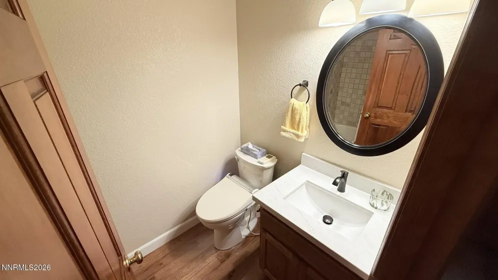 6304 Meadow Creek, Reno, Nevada 89519, 3 Bedrooms Bedrooms, ,2 BathroomsBathrooms,Residential,Residential,Meadow Creek,0,260005037