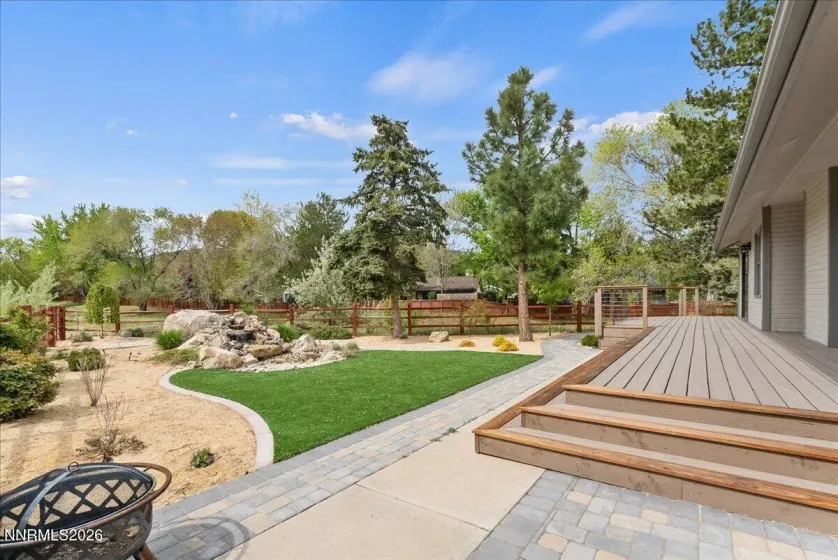 6304 Meadow Creek, Reno, Nevada 89519, 3 Bedrooms Bedrooms, ,2 BathroomsBathrooms,Residential,Residential,Meadow Creek,0,260005037