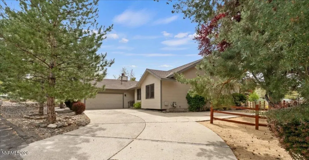 6304 Meadow Creek, Reno, Nevada 89519, 3 Bedrooms Bedrooms, ,2 BathroomsBathrooms,Residential,Residential,Meadow Creek,0,260005037