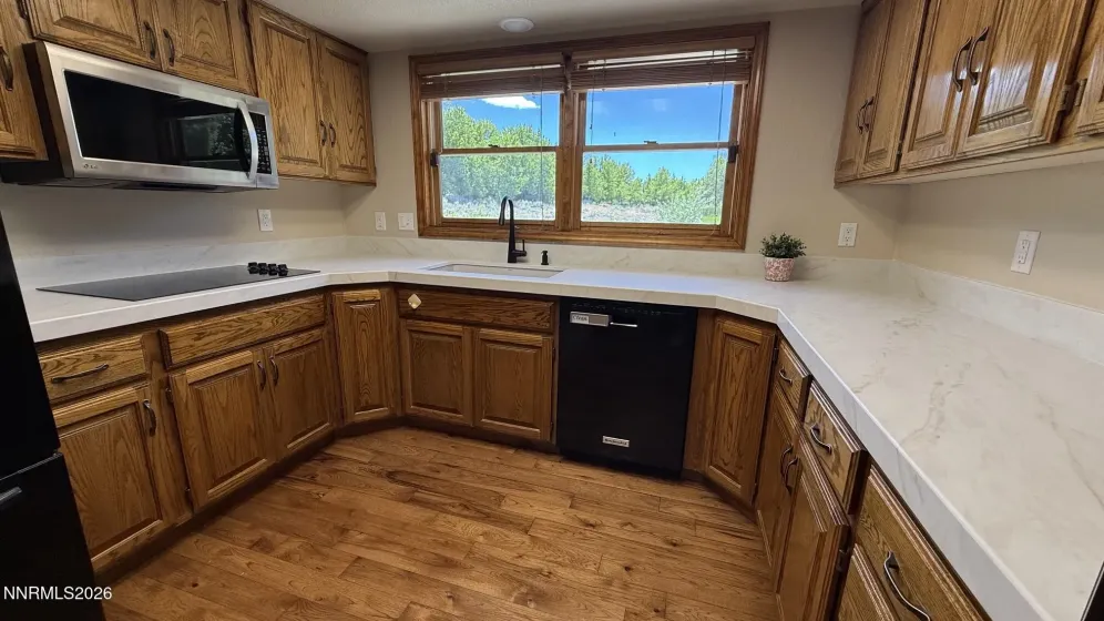 6304 Meadow Creek, Reno, Nevada 89519, 3 Bedrooms Bedrooms, ,2 BathroomsBathrooms,Residential,Residential,Meadow Creek,0,260005037