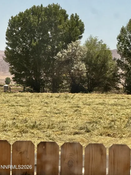 206 Sweetwater, Yerington, Nevada 89447, 3 Bedrooms Bedrooms, ,2 BathroomsBathrooms,Residential,Residential,Sweetwater,0,260008373
