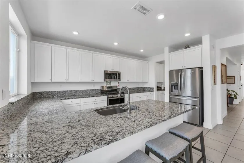 2178 Neuer, Sparks, Nevada 89436, 4 Bedrooms Bedrooms, ,3 BathroomsBathrooms,Residential,Residential,Neuer,0,260008376