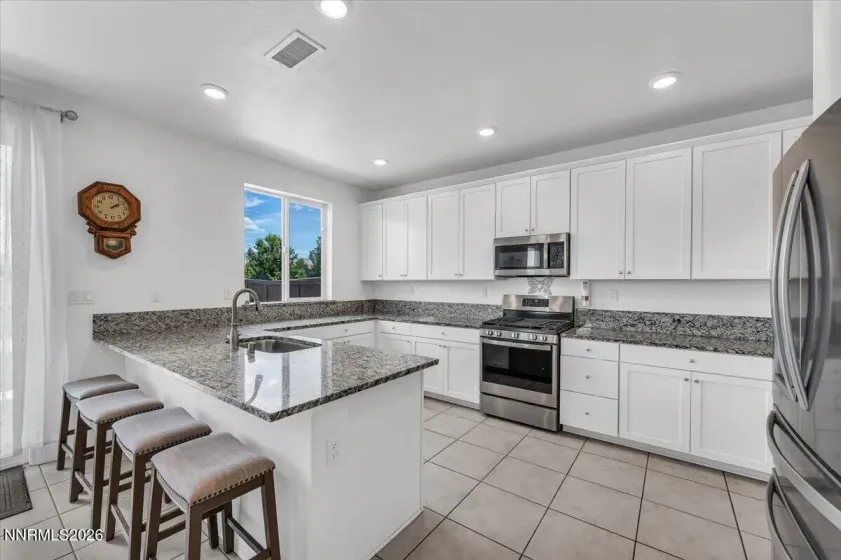 2178 Neuer, Sparks, Nevada 89436, 4 Bedrooms Bedrooms, ,3 BathroomsBathrooms,Residential,Residential,Neuer,0,260008376