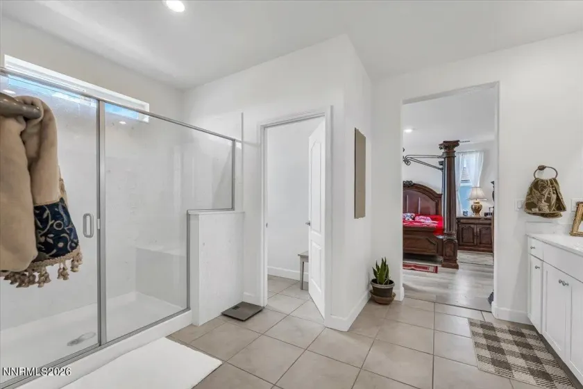 2178 Neuer, Sparks, Nevada 89436, 4 Bedrooms Bedrooms, ,3 BathroomsBathrooms,Residential,Residential,Neuer,0,260008376
