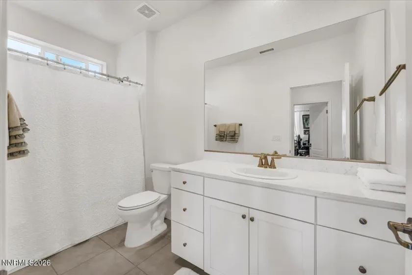 2178 Neuer, Sparks, Nevada 89436, 4 Bedrooms Bedrooms, ,3 BathroomsBathrooms,Residential,Residential,Neuer,0,260008376