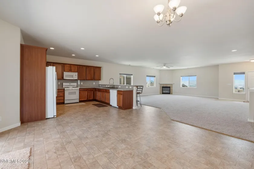 955 Demos, Reno, Nevada 89512, 4 Bedrooms Bedrooms, ,4 BathroomsBathrooms,Residential,Residential,Demos,0,260008377