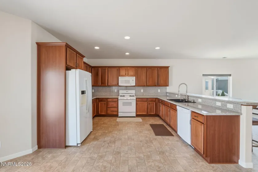 955 Demos, Reno, Nevada 89512, 4 Bedrooms Bedrooms, ,4 BathroomsBathrooms,Residential,Residential,Demos,0,260008377