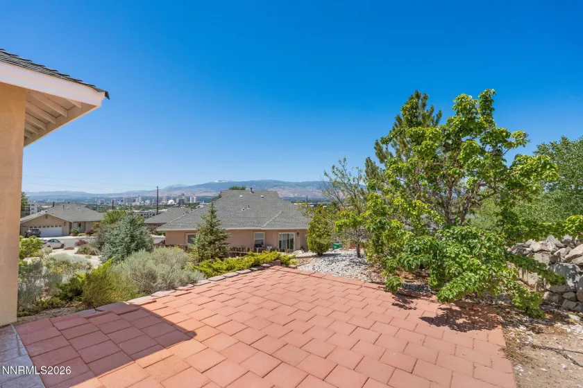 955 Demos, Reno, Nevada 89512, 4 Bedrooms Bedrooms, ,4 BathroomsBathrooms,Residential,Residential,Demos,0,260008377