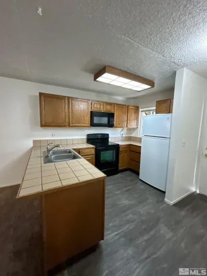 2904 Tierra Verde, Reno, Nevada 89512, 2 Bedrooms Bedrooms, ,1 BathroomBathrooms,Residential Lease,Manufactured,Tierra Verde,0,260008378