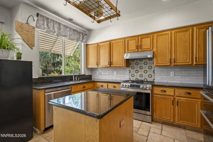 9629 Thunder Mountain, Reno, Nevada 89521, 4 Bedrooms Bedrooms, ,3 BathroomsBathrooms,Residential,Residential,Thunder Mountain,0,260008361