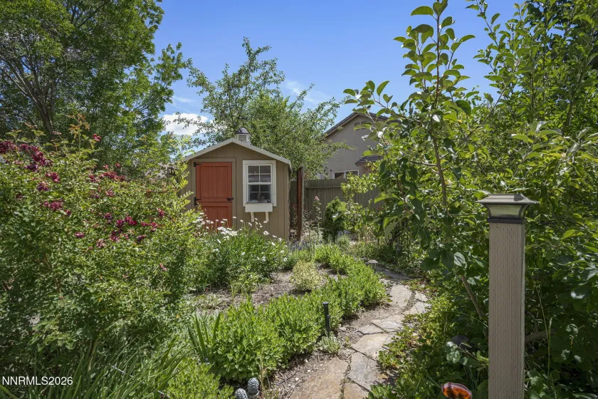 9629 Thunder Mountain, Reno, Nevada 89521, 4 Bedrooms Bedrooms, ,3 BathroomsBathrooms,Residential,Residential,Thunder Mountain,0,260008361