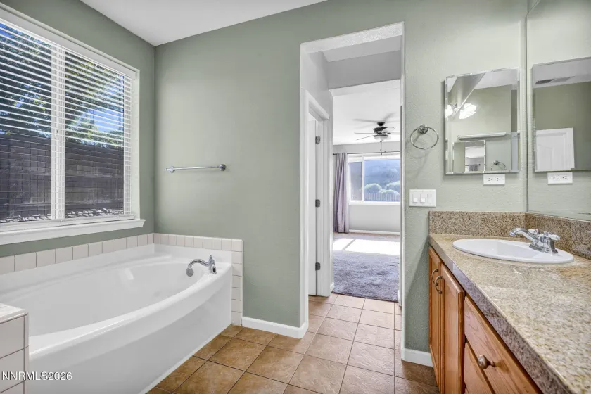 8070 Opal Station, Reno, Nevada 89506, 3 Bedrooms Bedrooms, ,2 BathroomsBathrooms,Residential,Residential,Opal Station,0,260008387