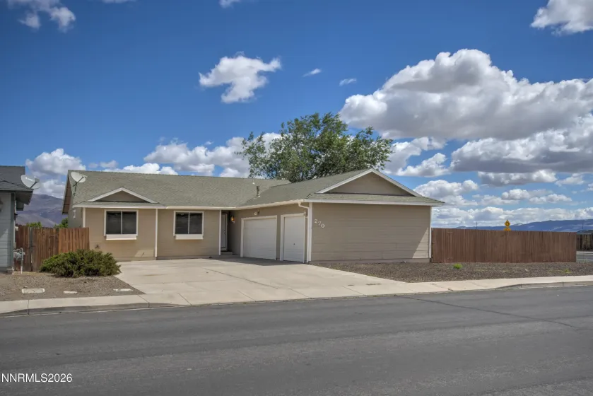 270 Emigrant, Fernley, Nevada 89408, 3 Bedrooms Bedrooms, ,2 BathroomsBathrooms,Residential,Residential,Emigrant,0,260008389