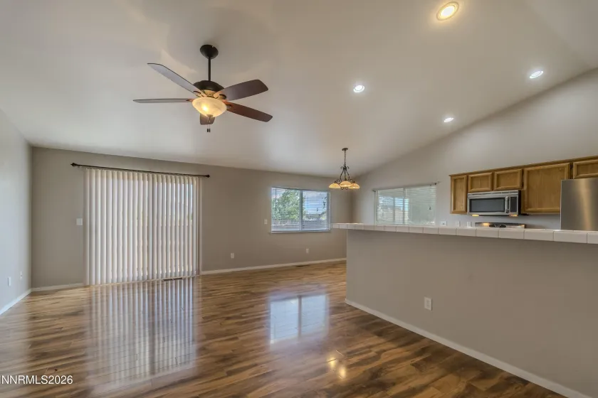 270 Emigrant, Fernley, Nevada 89408, 3 Bedrooms Bedrooms, ,2 BathroomsBathrooms,Residential,Residential,Emigrant,0,260008389