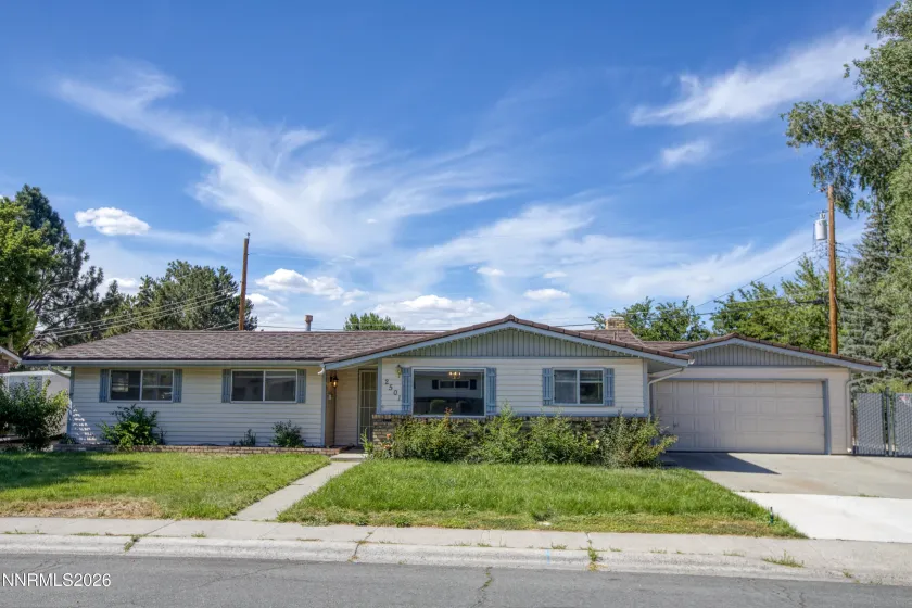 2501 Trentham, Reno, Nevada 89509, 3 Bedrooms Bedrooms, ,2 BathroomsBathrooms,Residential,Residential,Trentham,0,260008392