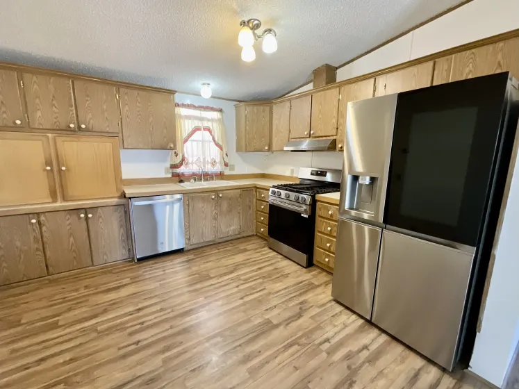 41 Chianti Way, Reno, Nevada 89506, 3 Bedrooms Bedrooms, 9 Rooms Rooms,2 BathroomsBathrooms,Manufactured,Residential,Chianti,0,260008397