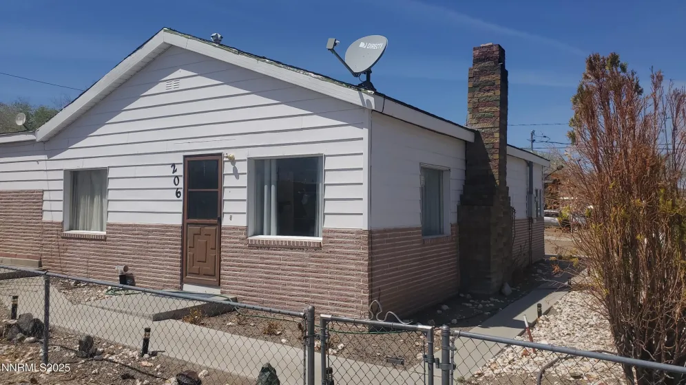 206 12th, Mina, Nevada 89422, 3 Bedrooms Bedrooms, ,2 BathroomsBathrooms,Residential,Residential,12th,0,250057403