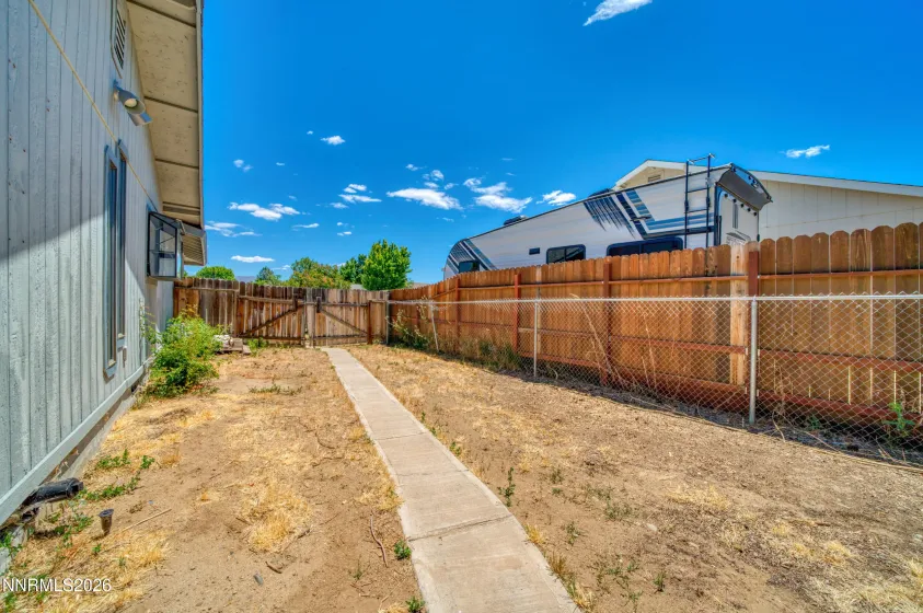 674 Bluerock, Gardnerville, Nevada 89460, 3 Bedrooms Bedrooms, ,2 BathroomsBathrooms,Residential,Residential,Bluerock,0,260008405