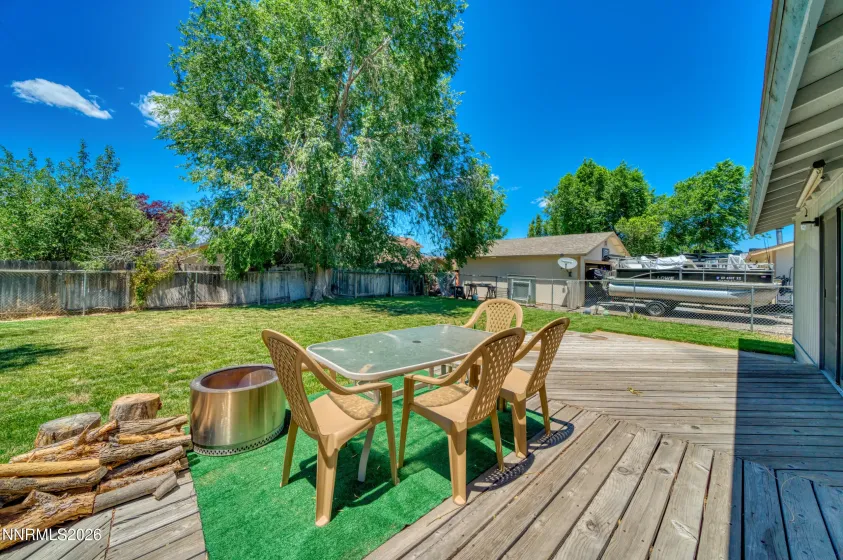 674 Bluerock, Gardnerville, Nevada 89460, 3 Bedrooms Bedrooms, ,2 BathroomsBathrooms,Residential,Residential,Bluerock,0,260008405
