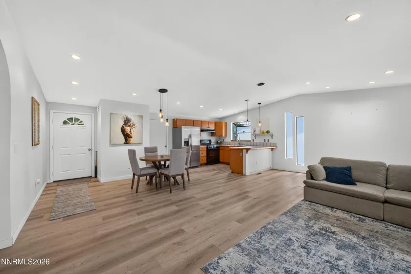 674 Bluerock, Gardnerville, Nevada 89460, 3 Bedrooms Bedrooms, ,2 BathroomsBathrooms,Residential,Residential,Bluerock,0,260008405