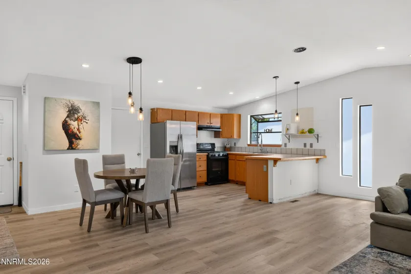 674 Bluerock, Gardnerville, Nevada 89460, 3 Bedrooms Bedrooms, ,2 BathroomsBathrooms,Residential,Residential,Bluerock,0,260008405
