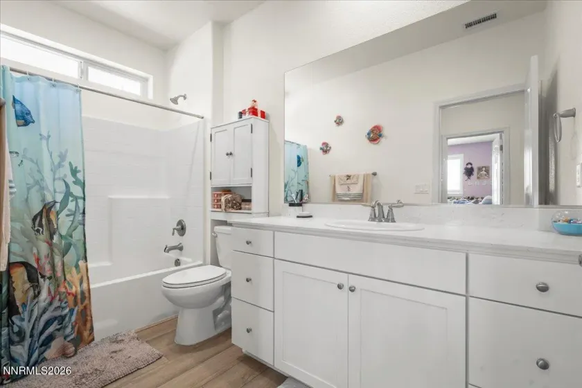 6174 Red Sun, Sparks, Nevada 89436, 4 Bedrooms Bedrooms, ,3 BathroomsBathrooms,Residential,Residential,Red Sun,0,260008406