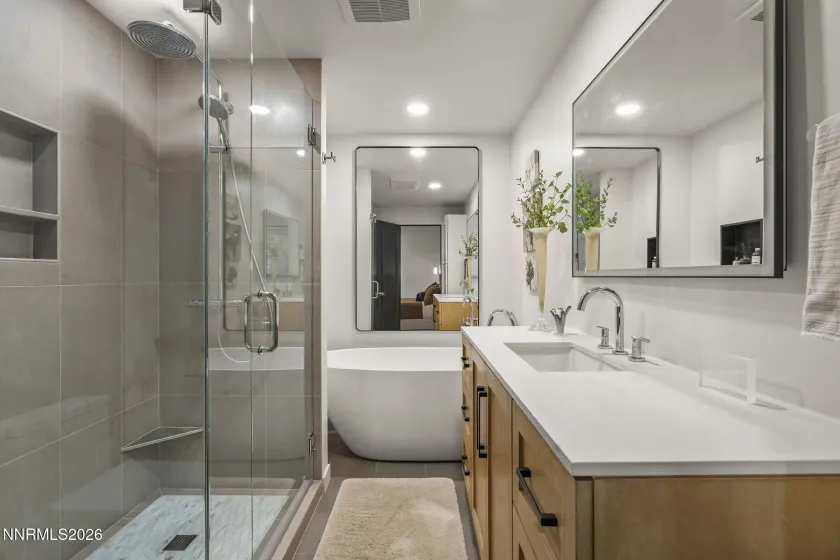 321 Ski, Incline Village, Nevada 89451, 3 Bedrooms Bedrooms, ,3 BathroomsBathrooms,Residential,Residential,Ski,0,260008409
