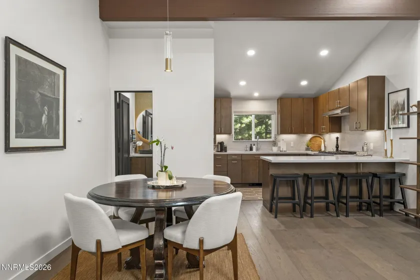 321 Ski, Incline Village, Nevada 89451, 3 Bedrooms Bedrooms, ,3 BathroomsBathrooms,Residential,Residential,Ski,0,260008409
