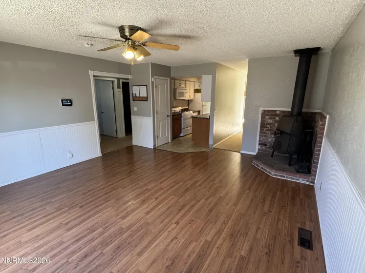217 7th, Fernley, Nevada 89408, 3 Bedrooms Bedrooms, ,1 BathroomBathrooms,Residential,Residential,7th,0,260008410
