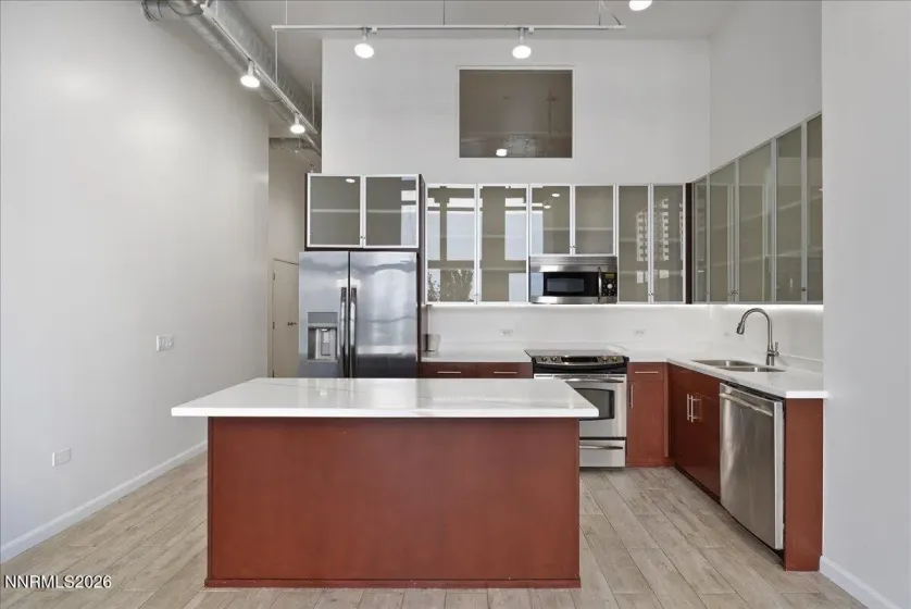 255 Sierra, Reno, Nevada 89501, 2 Bedrooms Bedrooms, ,2 BathroomsBathrooms,Residential,Residential,Sierra,0,260008411