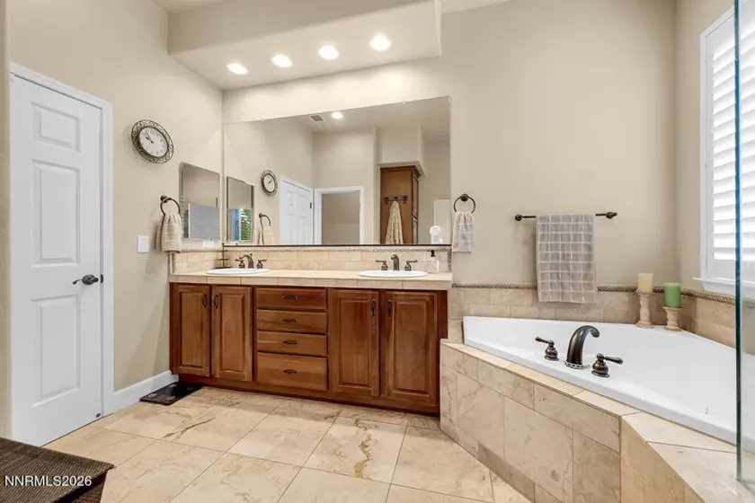 7865 Peavine Trail, Reno, Nevada 89523, 3 Bedrooms Bedrooms, ,2 BathroomsBathrooms,Residential,Residential,Peavine Trail,0,260008413