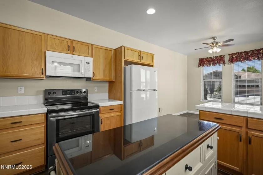 1380 Medolla, Sparks, Nevada 89434, 2 Bedrooms Bedrooms, ,2 BathroomsBathrooms,Residential,Residential,Medolla,0,260008418