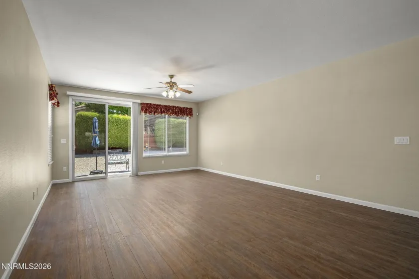 1380 Medolla, Sparks, Nevada 89434, 2 Bedrooms Bedrooms, ,2 BathroomsBathrooms,Residential,Residential,Medolla,0,260008418