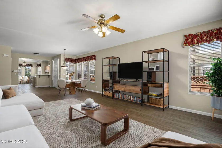 1380 Medolla, Sparks, Nevada 89434, 2 Bedrooms Bedrooms, ,2 BathroomsBathrooms,Residential,Residential,Medolla,0,260008418