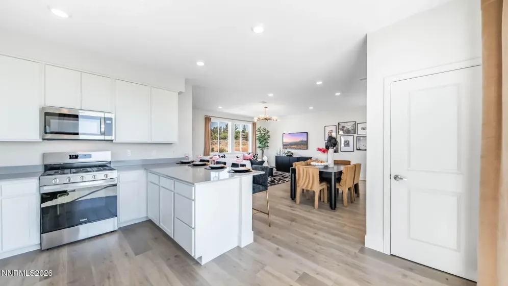 3006 Winze, Reno, Nevada 89512, 4 Bedrooms Bedrooms, ,4 BathroomsBathrooms,Residential,Residential,Winze,0,260008419