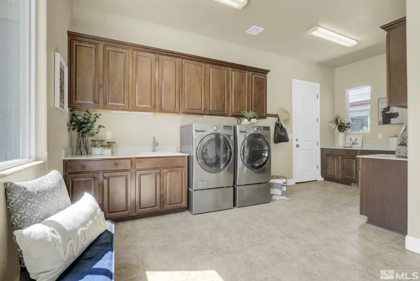 8691 Gypsy Hill, Reno, Nevada 89523, 3 Bedrooms Bedrooms, ,4 BathroomsBathrooms,Residential,Residential,Gypsy Hill,0,260008420