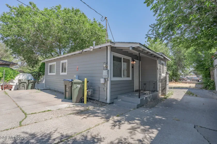 330 Broadway, Reno, Nevada 89502, 3 Bedrooms Bedrooms, ,3 BathroomsBathrooms,Residential Income,Residential,Broadway,0,260008423