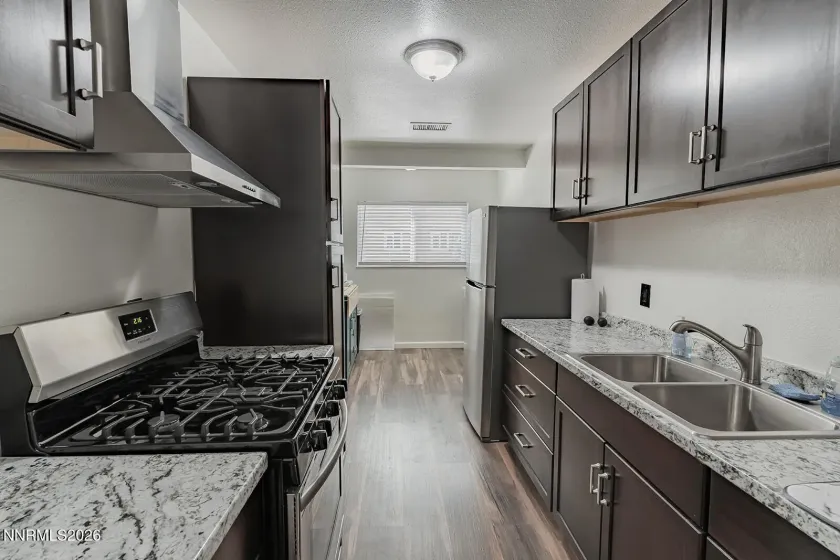 330 Broadway, Reno, Nevada 89502, 3 Bedrooms Bedrooms, ,3 BathroomsBathrooms,Residential Income,Residential,Broadway,0,260008423