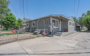 330 Broadway, Reno, Nevada 89502, 3 Bedrooms Bedrooms, ,3 BathroomsBathrooms,Residential Income,Residential,Broadway,0,260008423