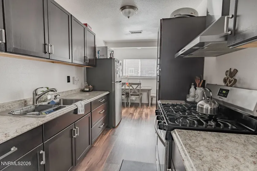 330 Broadway, Reno, Nevada 89502, 3 Bedrooms Bedrooms, ,3 BathroomsBathrooms,Residential Income,Residential,Broadway,0,260008423