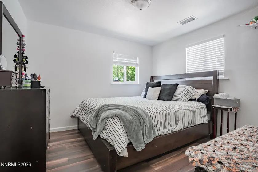 330 Broadway, Reno, Nevada 89502, 3 Bedrooms Bedrooms, ,3 BathroomsBathrooms,Residential Income,Residential,Broadway,0,260008423