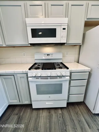 1952 Three Iron, Fernley, Nevada 89408, 3 Bedrooms Bedrooms, ,2 BathroomsBathrooms,Residential,Residential,Three Iron,0,260008427