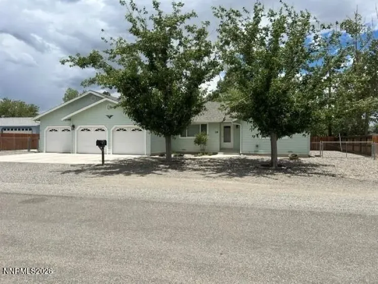 18 Saint Andrews, Yerington, Nevada 89447, 3 Bedrooms Bedrooms, ,2 BathroomsBathrooms,Residential,Residential,Saint Andrews,0,260008428