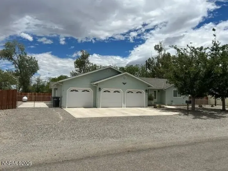 18 Saint Andrews, Yerington, Nevada 89447, 3 Bedrooms Bedrooms, ,2 BathroomsBathrooms,Residential,Residential,Saint Andrews,0,260008428