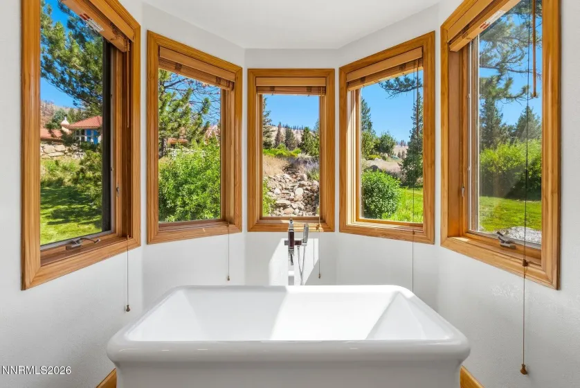 1577 Casey Ranch, Washoe Valley, Nevada 89704, 3 Bedrooms Bedrooms, ,3 BathroomsBathrooms,Residential,Residential,Casey Ranch,0,260008432