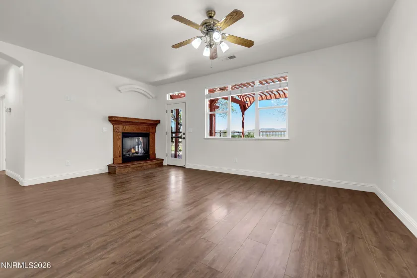 3058 Banestone, Sparks, Nevada 89436, 3 Bedrooms Bedrooms, ,2 BathroomsBathrooms,Residential,Residential,Banestone,0,260008438