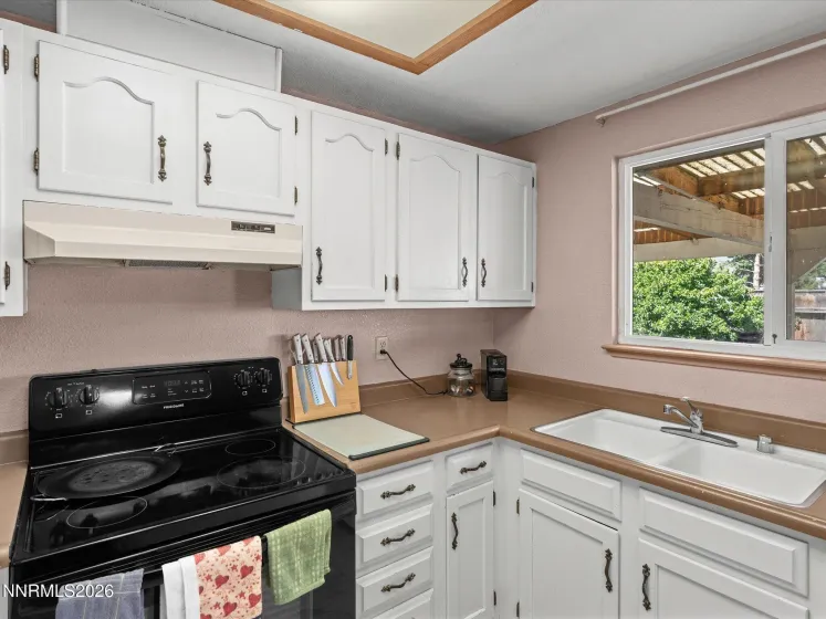 2550 Panamint, Carson City, Nevada 89706, 3 Bedrooms Bedrooms, ,2 BathroomsBathrooms,Residential,Residential,Panamint,0,260008440